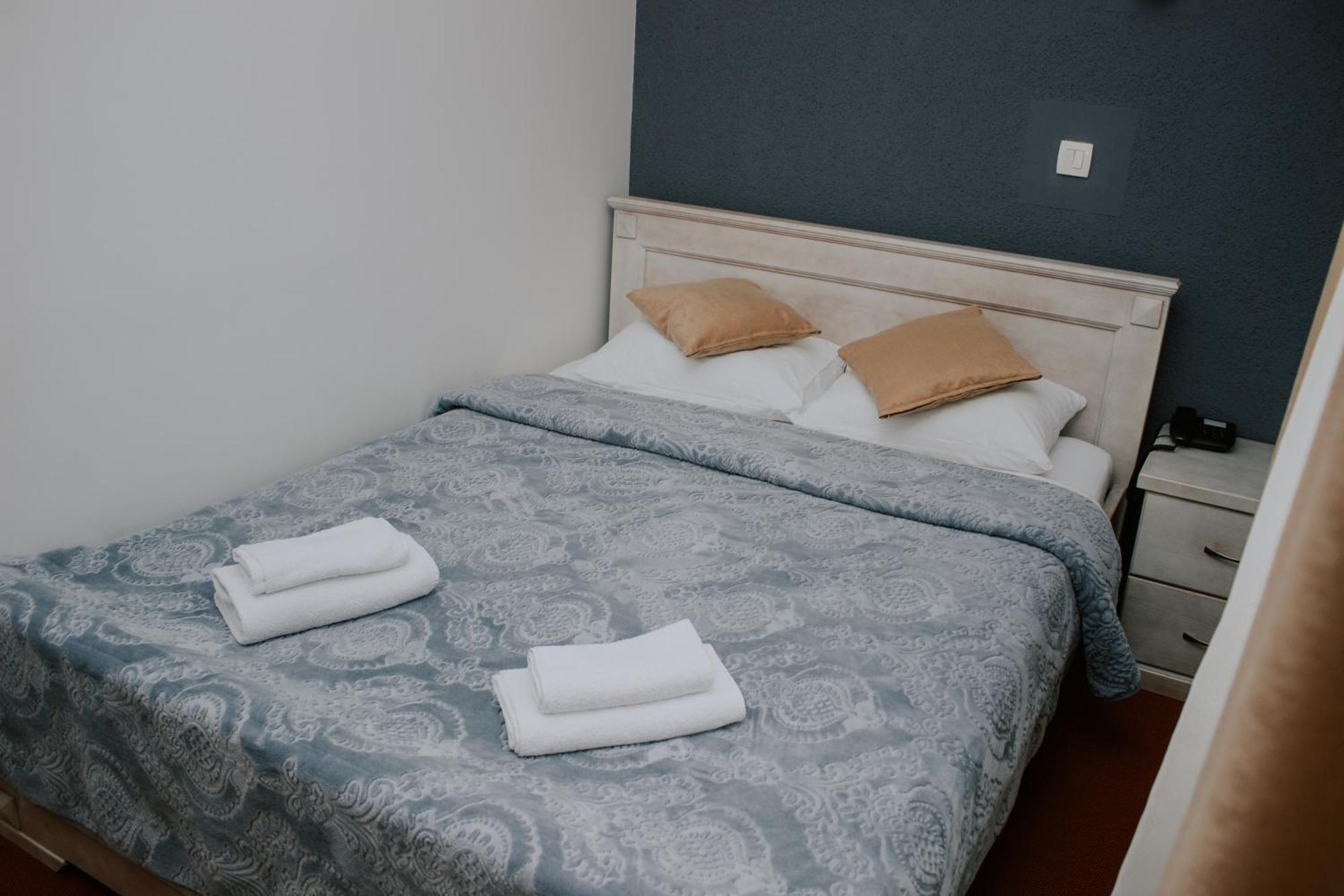 Hotel Serdar Мойковац Экстерьер фото