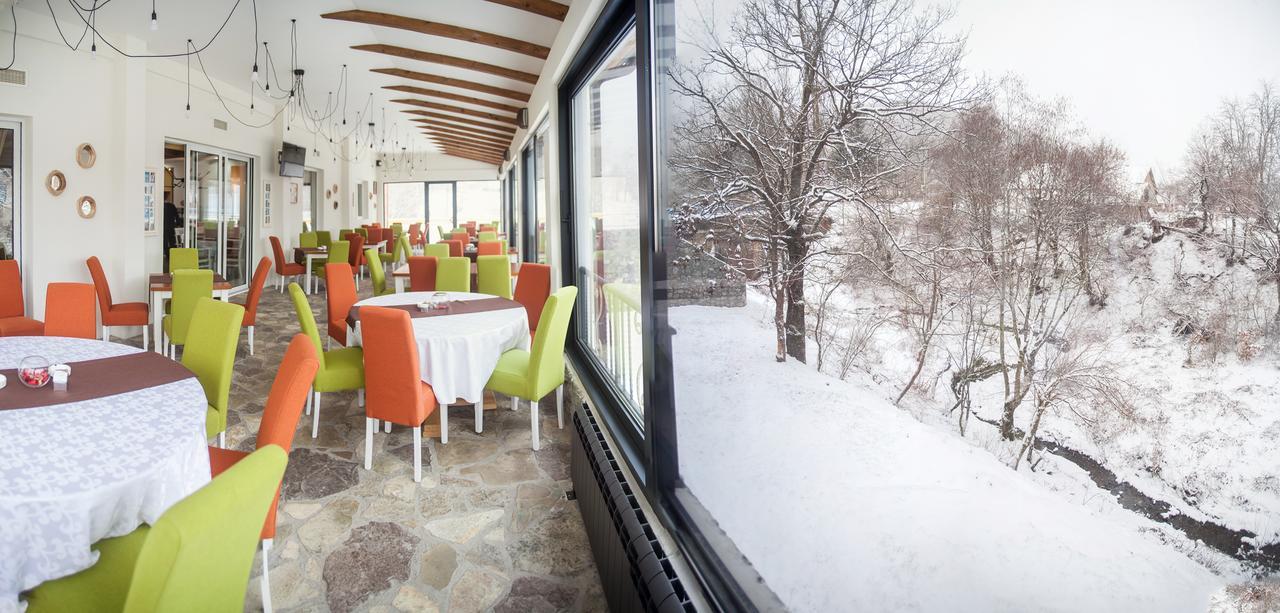 Hotel Serdar Мойковац Экстерьер фото